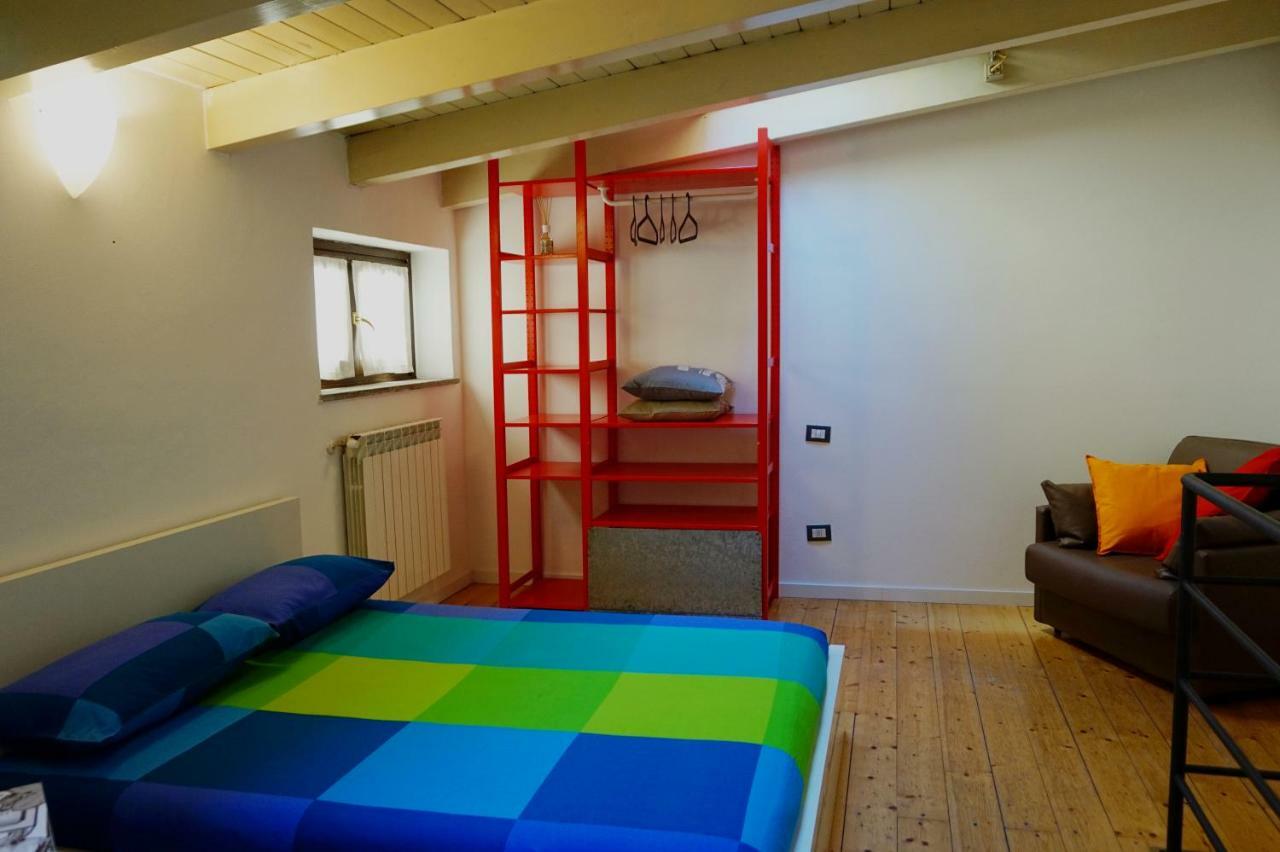 Studio Apartment Vicolo Lavandai Milano Eksteriør billede