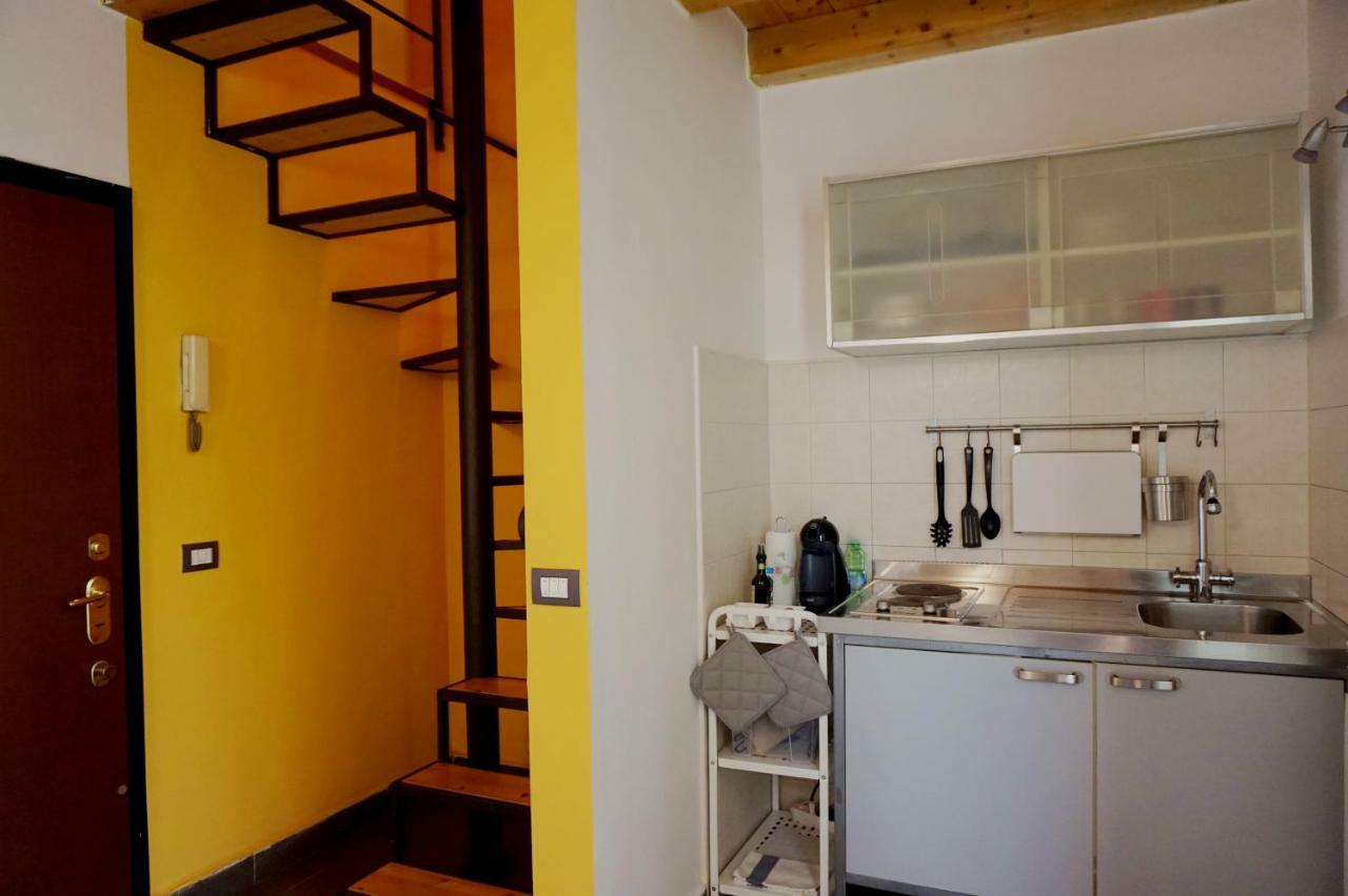 Studio Apartment Vicolo Lavandai Milano Eksteriør billede